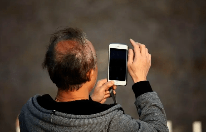 下载量第 1 的极速版 APP 真能赚到钱<strong></p>
<p>币安下载官方app</strong>？