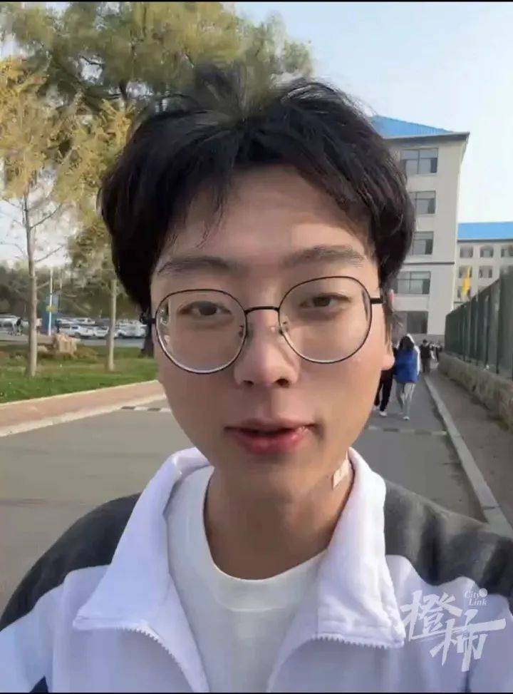 家人先后生病<strong></p>
<p>虚拟币如何盈利</strong>,河南一高校学生为补贴家用疑似被骗到缅甸