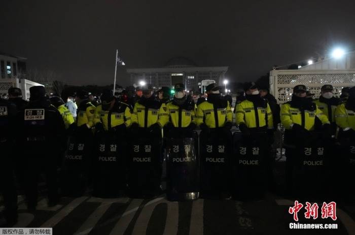 李在明讲话：戒严令已解除<strong></p>
<p>现在最火的虚拟币</strong>，要求军警尽快撤离