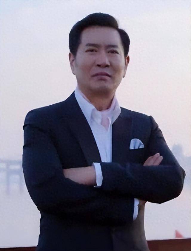 “坏人专业户”姚刚：一生无妻无子<strong></p>
<p>中国首款虚拟币龙币</strong>，如今53岁在千万豪宅一个人住