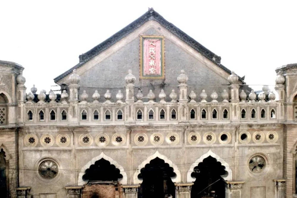 山西饭店上热搜<strong></p>
<p>中国首款虚拟币龙币</strong>!网友:啥?你们平时都搁这儿吃饭?