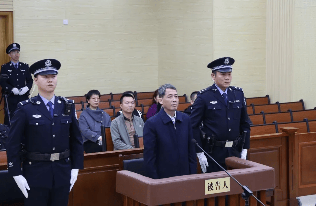 未获国务院批复<strong></p>
<p>中国首款虚拟币龙币</strong>，吴炜滥用职权造成重大损失