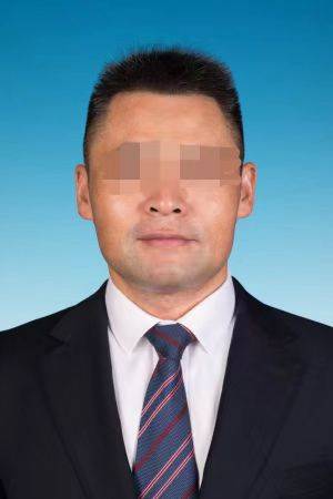 公告披露<strong></p>
<p>虚拟币游戏挖矿赚钱</strong>！南宁被举报“强占人妻”的区长人大代表资格终止
