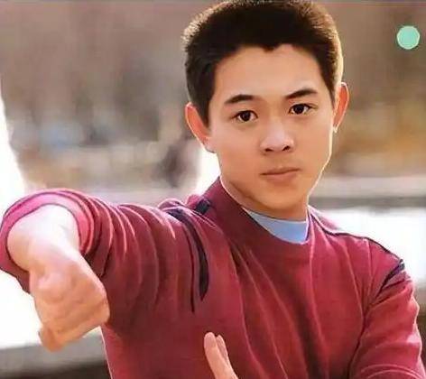 李连杰:后事一切从简<strong></p>
<p>洛克币虚拟货币</strong>,不用立碑也不用办丧事,树葬海葬都可以