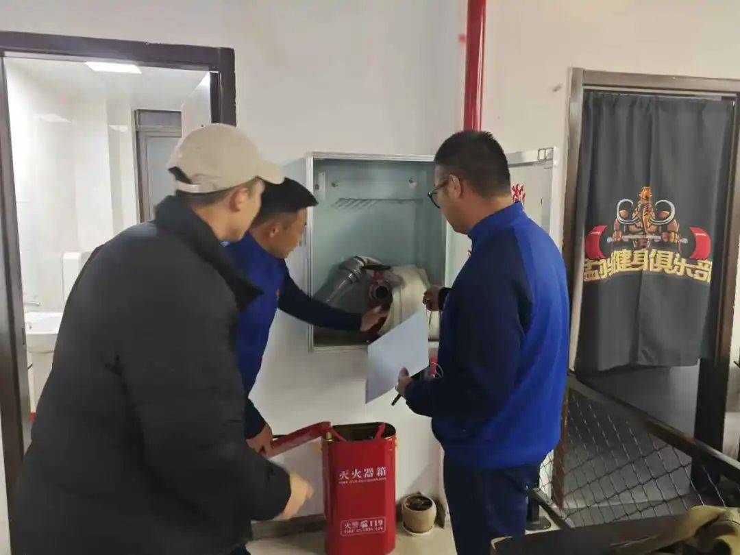 【隆阳消防】开展农贸市场消防安全专项整治活动