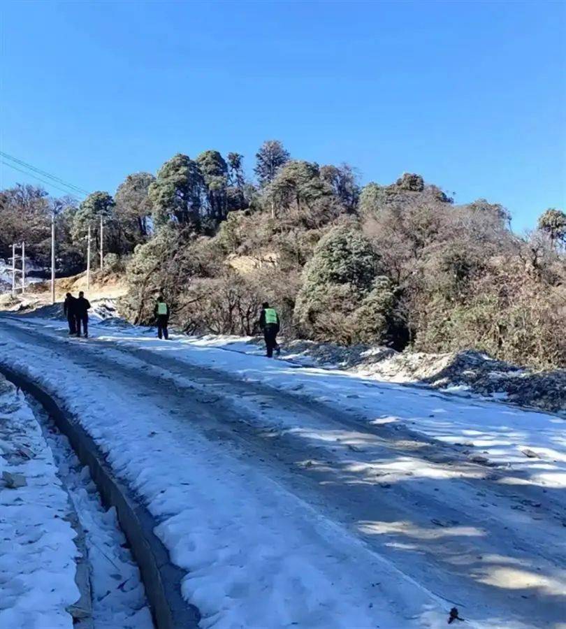 云南8岁女童在高山走失<strong></p>
<p>虚拟币挖矿源码</strong>，父亲悬赏100万寻人，救援队：山上有雪晚上仅0℃