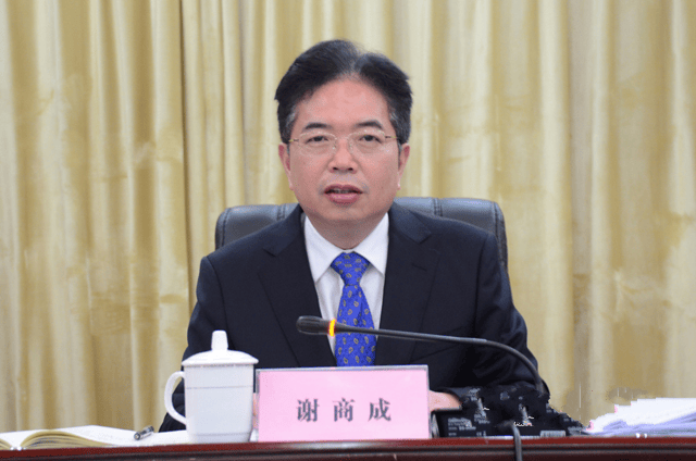 县长送了50万<strong></p>
<p>虚拟币挖矿源码</strong>，不到1个月调整为县委书记
