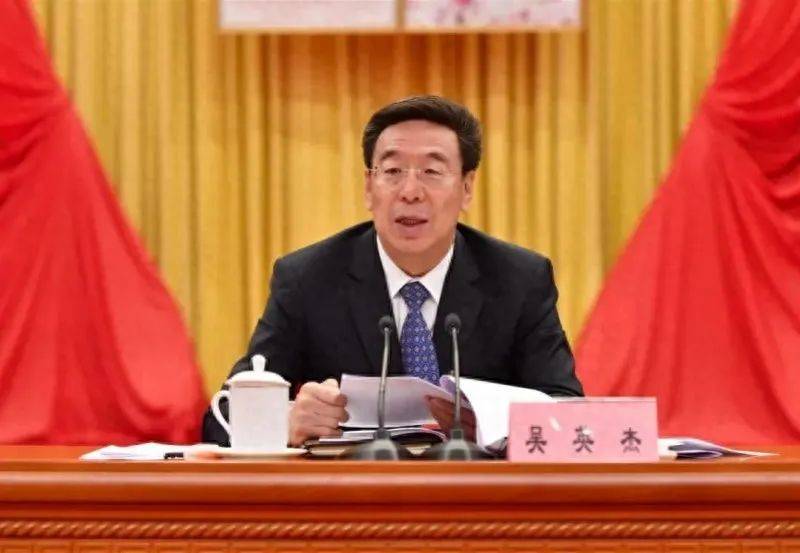 今年首个！正部级“老虎”被查<strong></p>
<p>期货源码</strong>，上周五还在开会