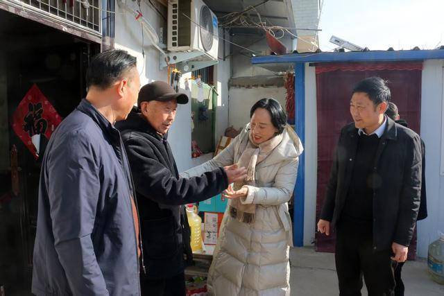 “会”声绘色丨专访周口市人大代表薛华杰：多管齐下 为 “少年的<strong></p>
<p>炒原油</strong>他” 撑起保护伞