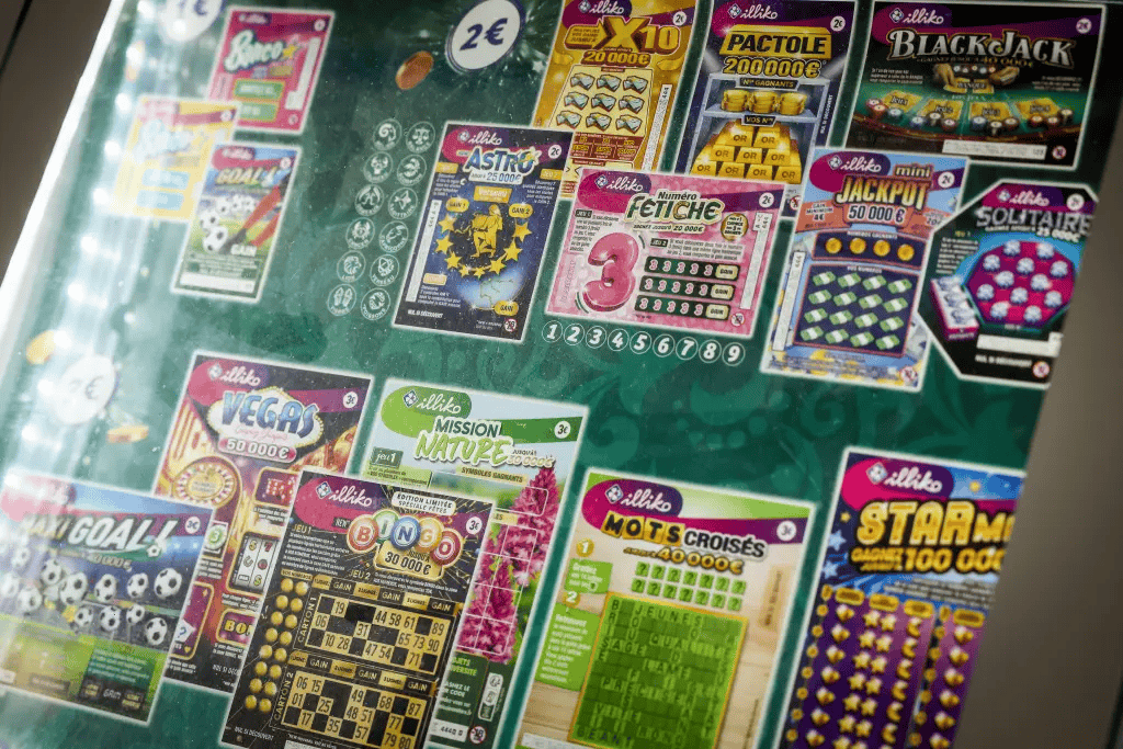 小偷用偷来的信用卡买刮刮乐中50万欧元<strong></p>
<p>轻质原油价格</strong>，法国失主：分我一半，我不告你！
