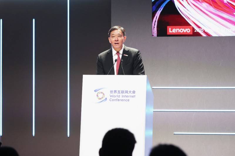 MWC 2025巴塞罗那举办 联想刘军：全栈AI<strong></p>
<p>核原油</strong>，开启AI普惠新时代
