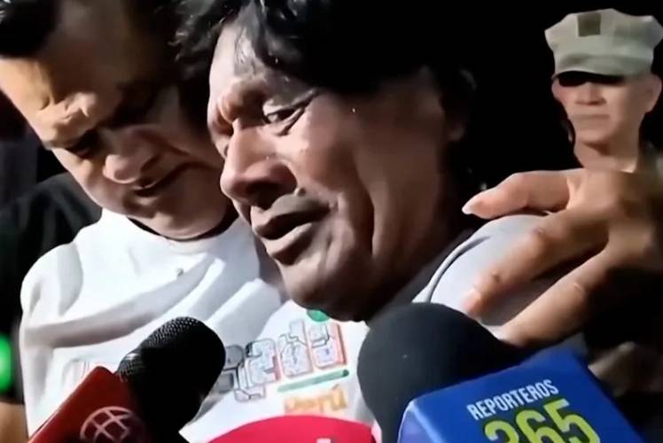 秘鲁渔民在海上失踪95天后获救<strong></p>
<p>微信原油</strong>，靠喝雨水吃昆虫鸟类活着