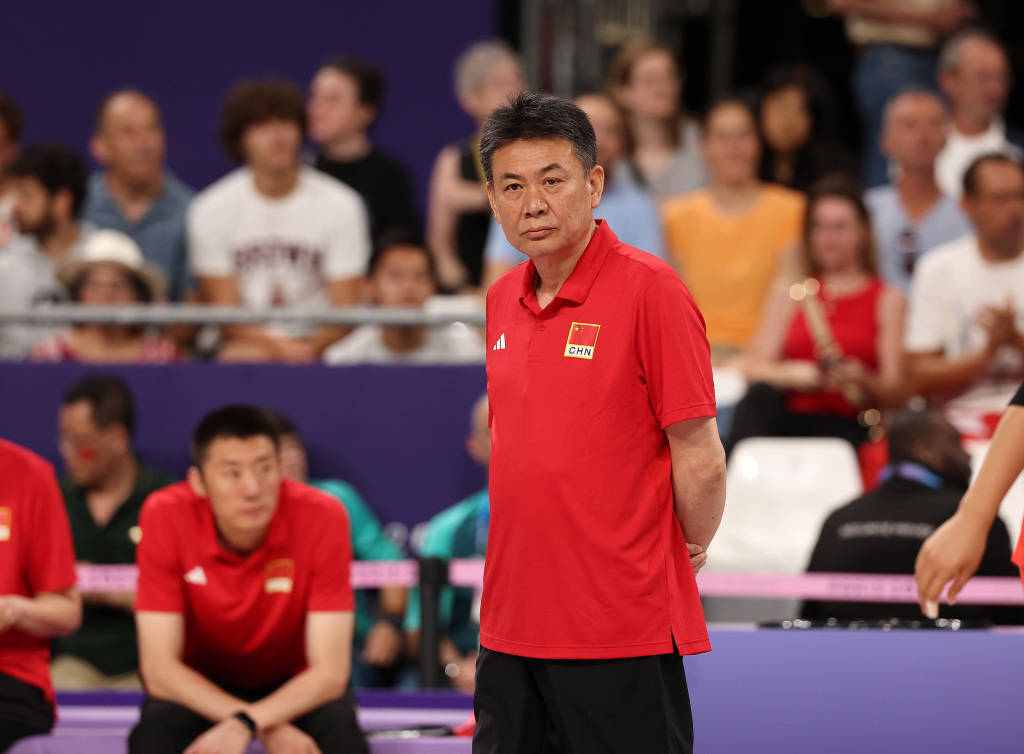 谁能成为中国女排下一任主帅<strong></p>
<p>环烷基原油</strong>？想要打好这份工真的挺难