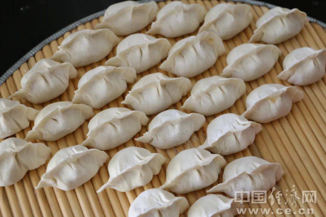 韩国企业在美申请“饺子外观”专利获批<strong></p>
<p>原油蒸气</strong>！中餐馆怎么办？