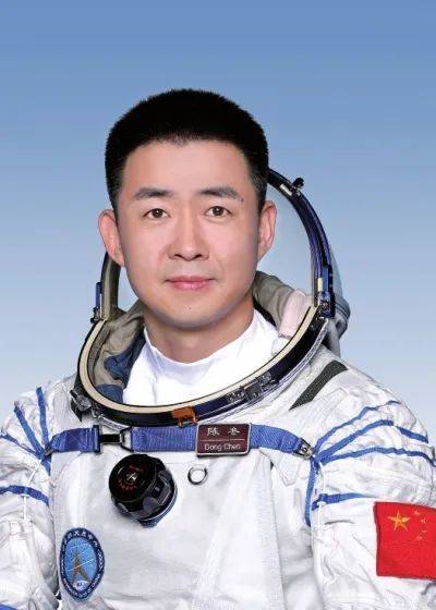 神舟二十号航天员确定<strong></p>
<p>白银现货原油</strong>，河南老乡陈冬将第三次进入太空