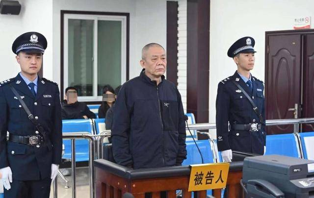 贵州省农业科学院原党委书记汤向前受审<strong></p>
<p>原油贵吗</strong>，曾被通报“痴迷风水”