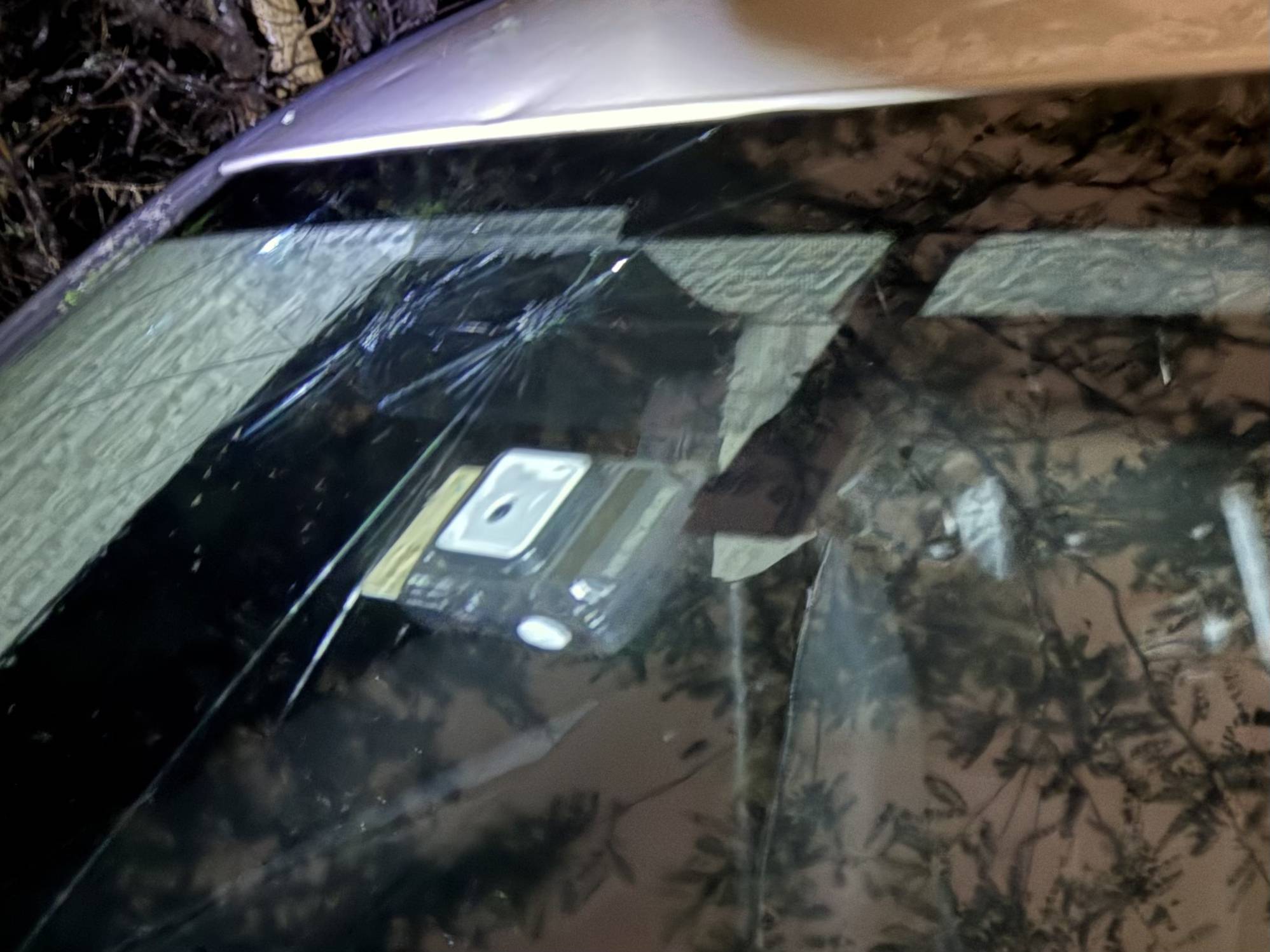 北京冰雹后车险理赔咨询火爆<strong></p>
<p>原油投资交易</strong>，车险公司：车被砸后别磨叽，先报备