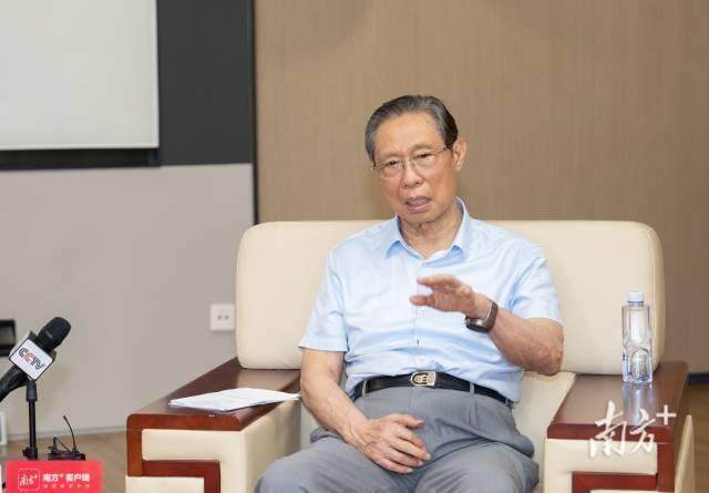 新冠病毒抬头？钟南山：不必恐慌<strong></p>
<p>柴原油</strong>，要重点关注这一人群