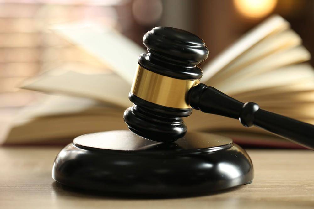 男子呼吸心跳骤停去世<strong></p>
<p>今天国际原油</strong>,妻子发现其生前向情人转账230万元起诉对方返还!判了