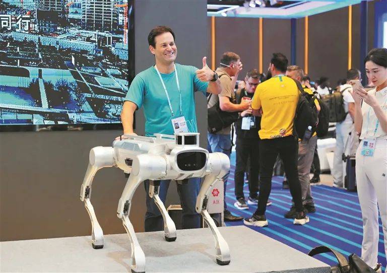 连续四年破万亿!广州<strong></p>
<p>mt4原油代码</strong>,旺!