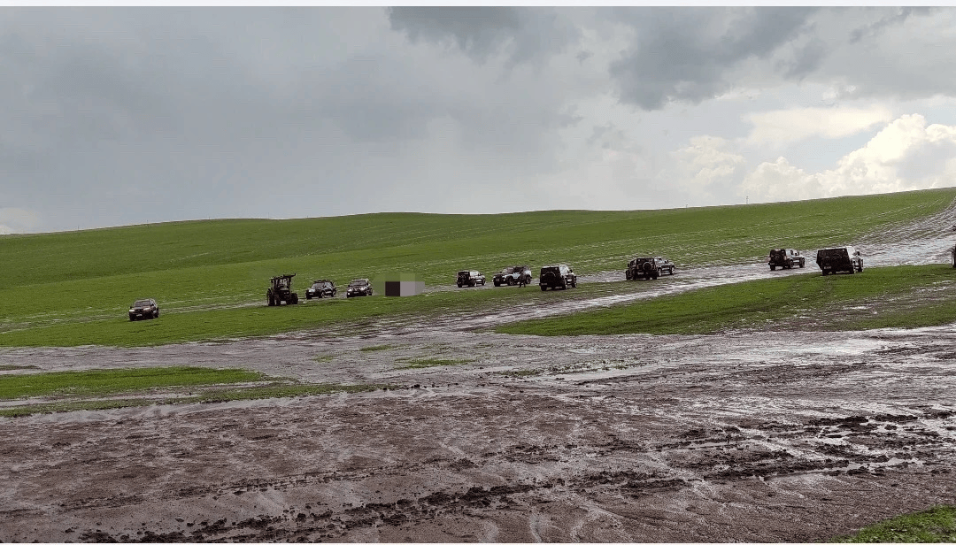 内蒙古遇1959年来最强降水<strong></p>
<p>正规交易原油平台</strong>,有游客滞留沙漠近三小时