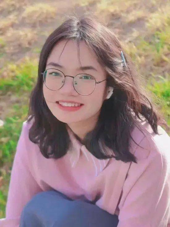 贵州22岁女村支书意外去世<strong></p>
<p>库存原油</strong>,家属称在回村路上遭遇车祸,乡政府:目前人已安葬