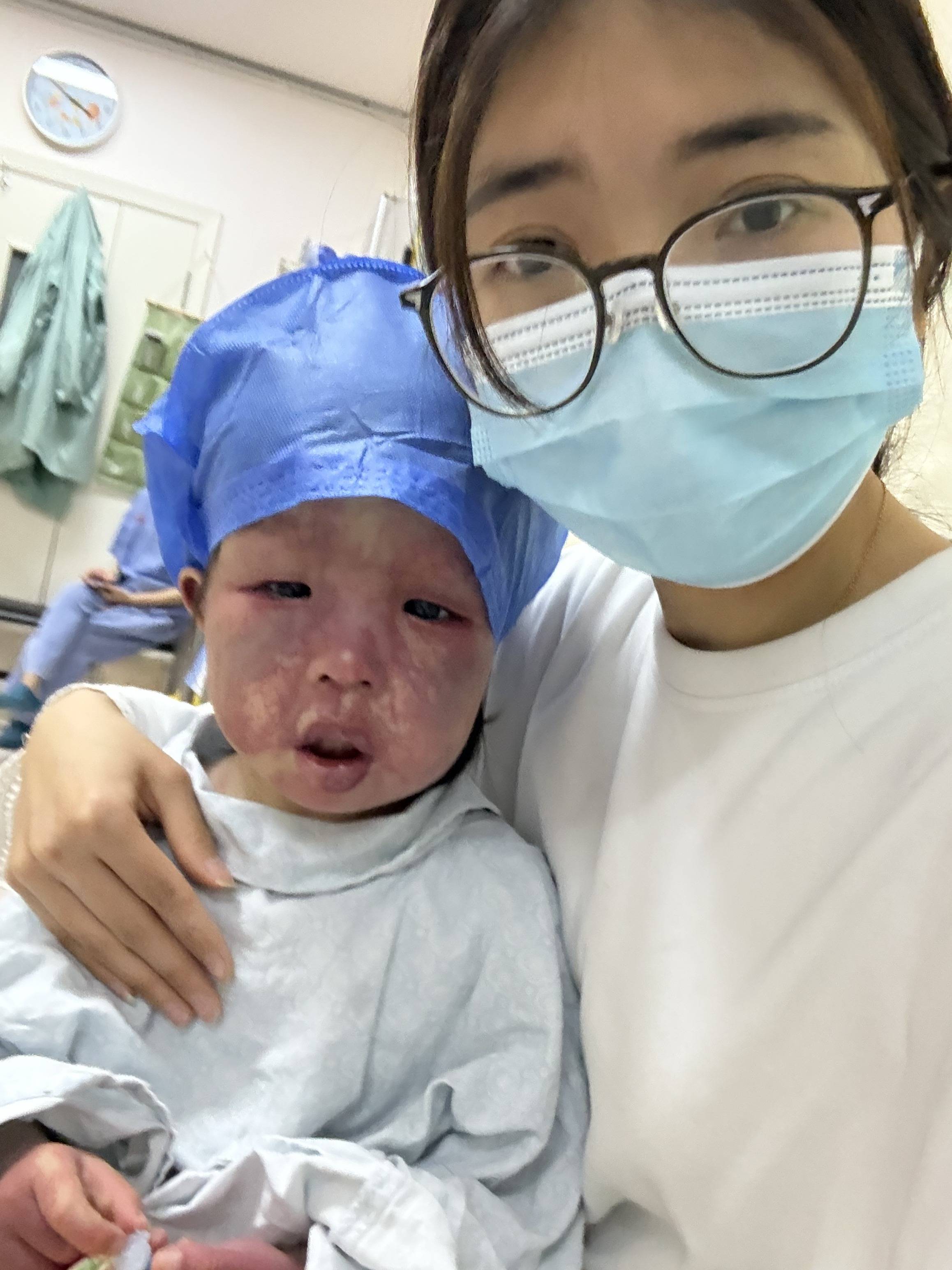 上饶6岁女童患病满身红斑<strong></p>
<p>原油期货开户流程</strong>，初上幼儿园妈妈字里行间满是担心：曾经绝望，现在能看到光