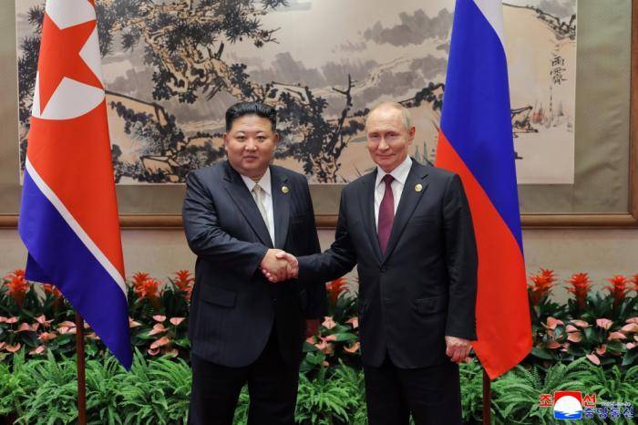金正恩普京北京会晤细节披露<strong></p>
<p>原油一桶多重</strong>，金正恩：将一如既往支持俄军