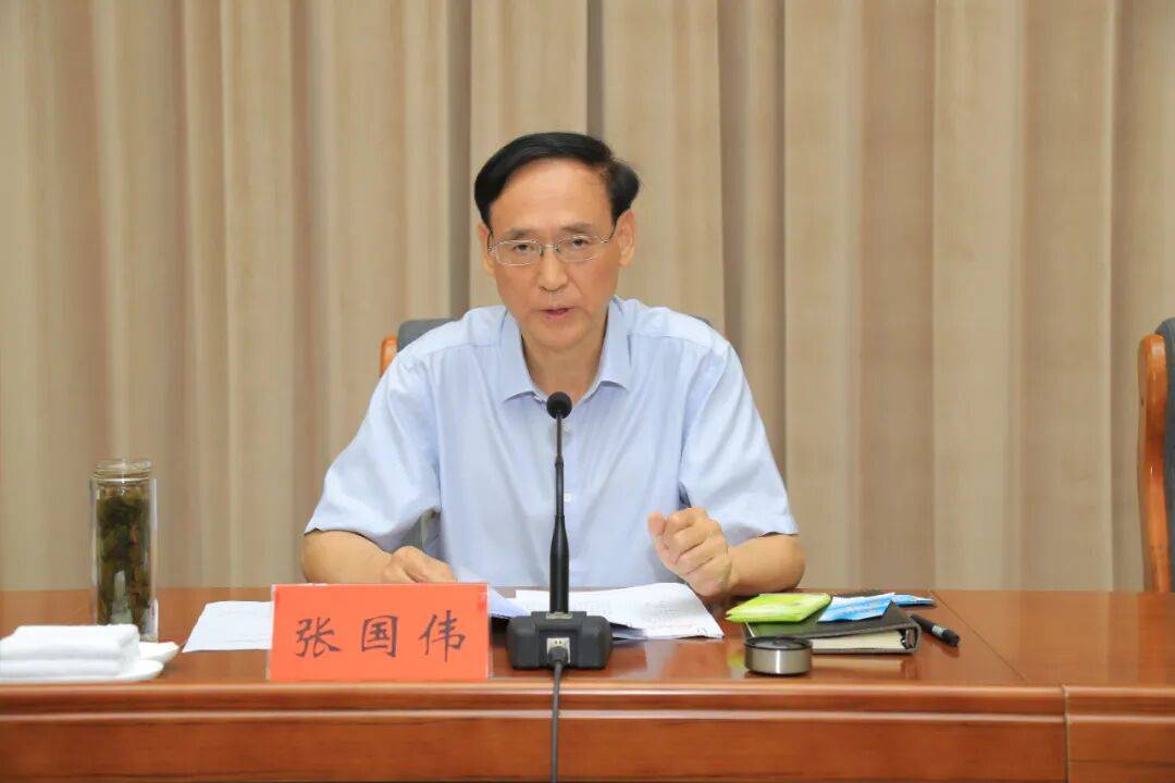 河南通报：正厅级张国伟<strong></p>
<p>北海布伦特原油</strong>，主动投案