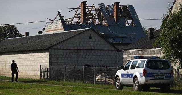 “波兰F-16战机发射导弹偏离轨迹误坠民宅”<strong></p>
<p>原油</strong>?波总统下令:迅速查明