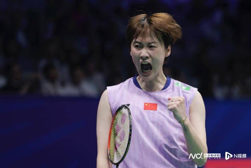 中国羽毛球大师赛16强战<strong></p>
<p>原油最新新闻</strong>,国羽五项锁定11个八强席位