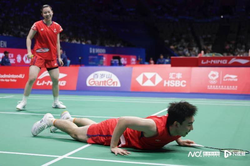 中国羽毛球大师赛16强战<strong></p>
<p>原油最新新闻</strong>,国羽五项锁定11个八强席位