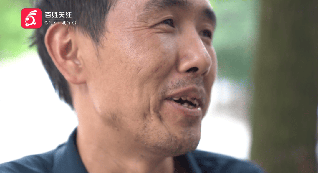 心酸!12岁男孩“独居”贵阳一安置房内<strong></p>
<p>原油最新新闻</strong>,父亲回应:迫于无奈,因为……