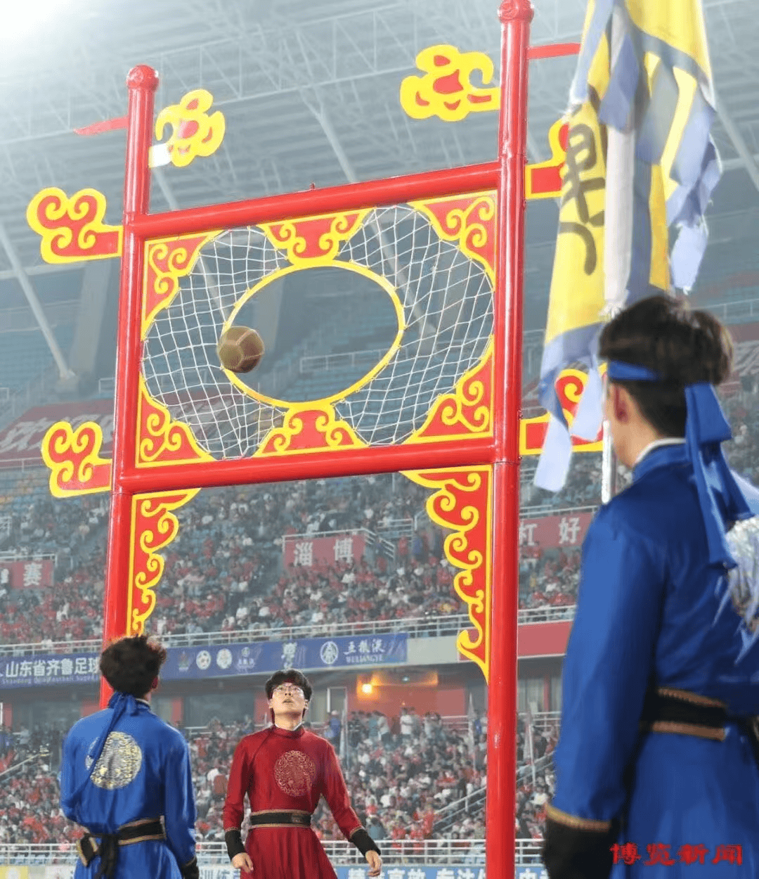 省级“苏超式”足球联赛持续扩容<strong></p>
<p>原油任务</strong>,多地创下现场观赛人数纪录