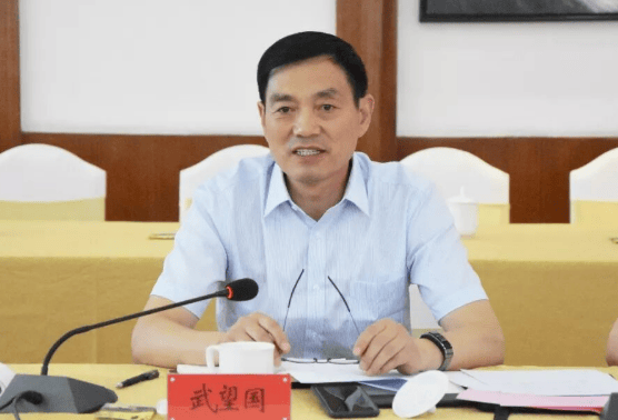 中纪委连发11人被查<strong></p>
<p>阳春房产资讯网</strong>,副部级“老虎”落马