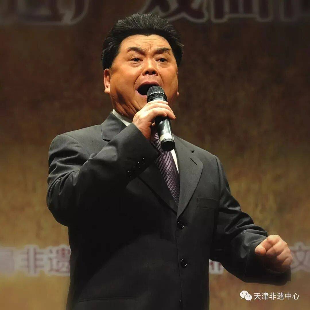 痛别<strong></p>
<p>凤凰卫视资讯台节目表</strong>!著名演员昨晚去世!4岁入行、刻苦一生