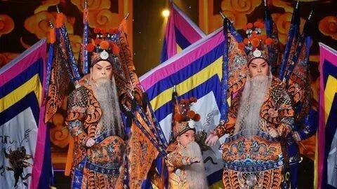 痛别<strong></p>
<p>凤凰卫视资讯台节目表</strong>!著名演员昨晚去世!4岁入行、刻苦一生