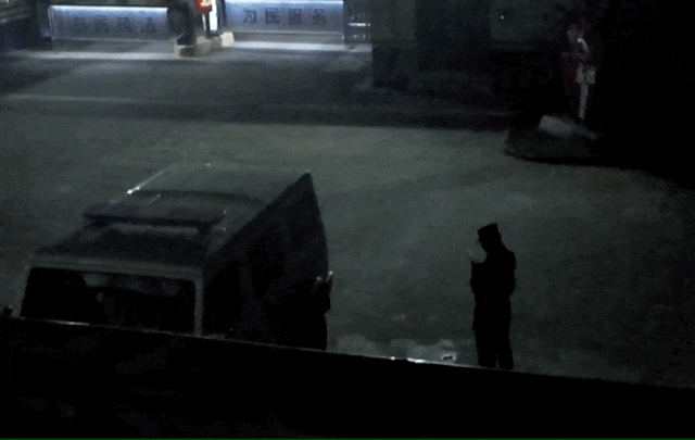 “看到妈妈46个未接来电<strong></p>
<p>凤凰卫视资讯台节目表</strong>,心像被重锤击中”