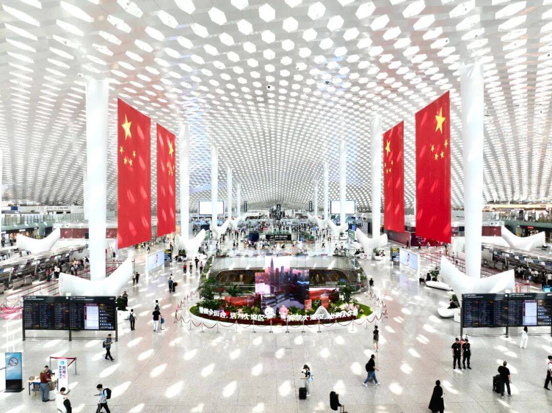 “不亚于春节回家”！凌晨5点<strong></p>
<p>中国投资资讯网007</strong>，深圳有人已经堵在路上……