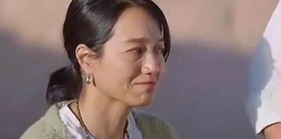 知名男星开店卖衣服<strong></p>
<p>香港赛冯资讯</strong>,妻子曾被骗光所有积蓄