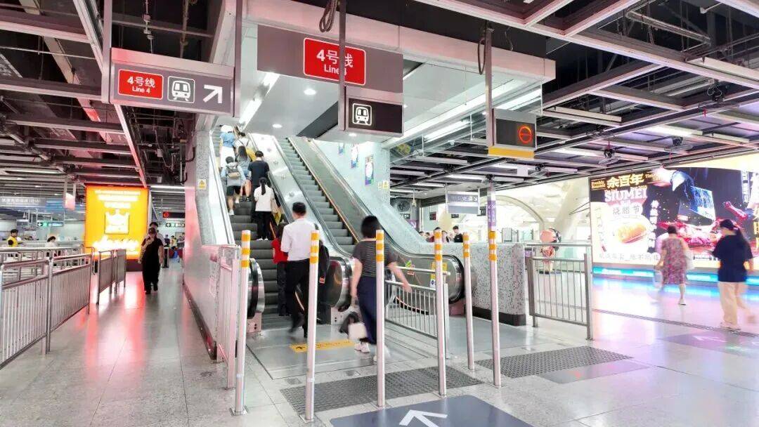 深圳北站凌晨返深被刷爆<strong></p>
<p>海南港澳资讯产业</strong>!附近叫车超200人?别慌!公交地铁加班护送