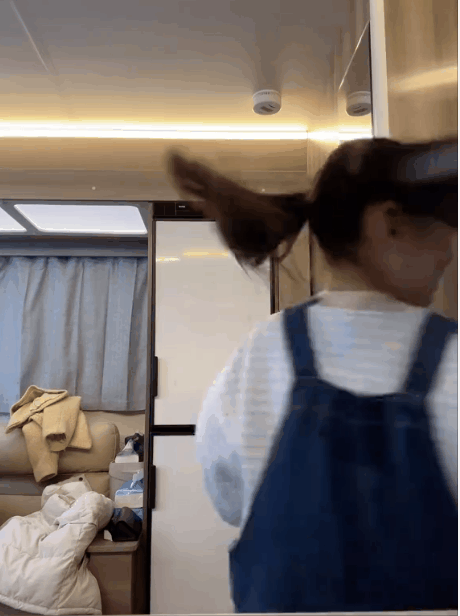 9岁小酒窝<strong></p>
<p>江苏公务员考试资讯网</strong>,大大方方成顶流