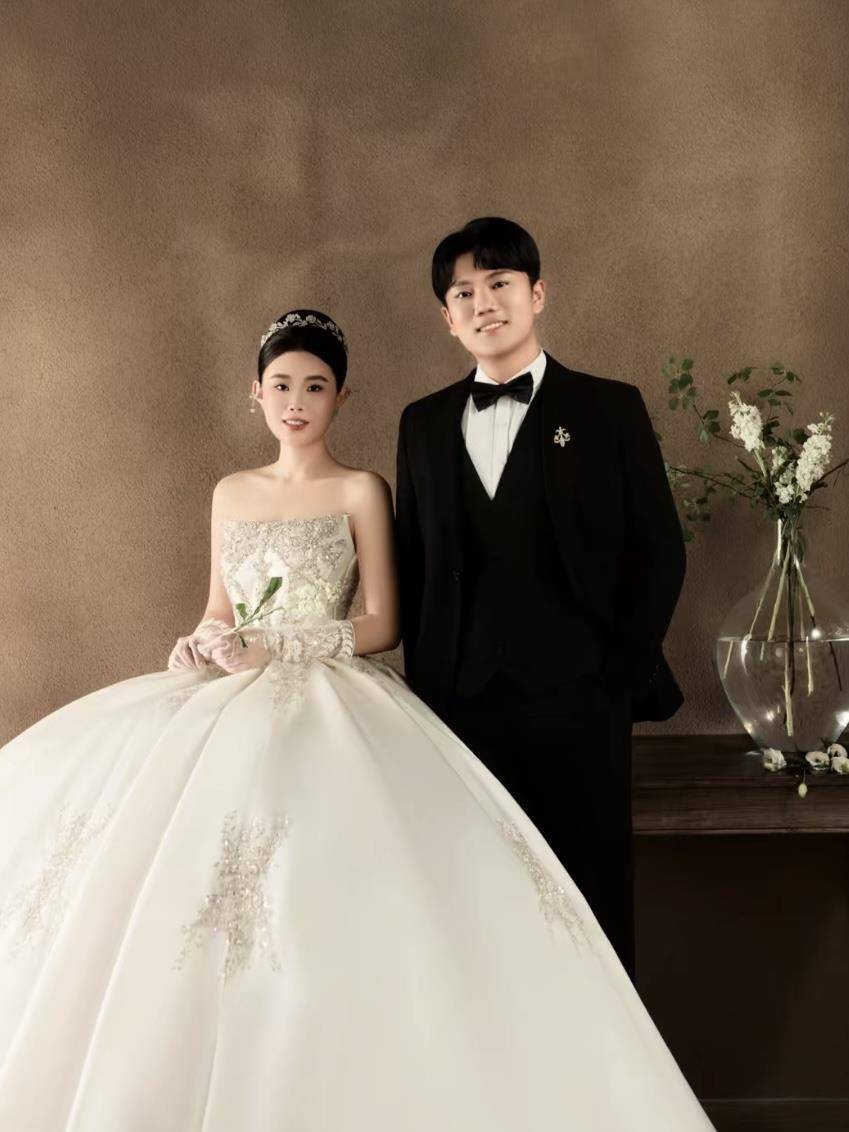 “千万富翁”解克锋儿子解清帅将举办婚礼<strong></p>
<p>中国投资</strong>，解克锋：很开心，邀请了部分寻亲家长参加