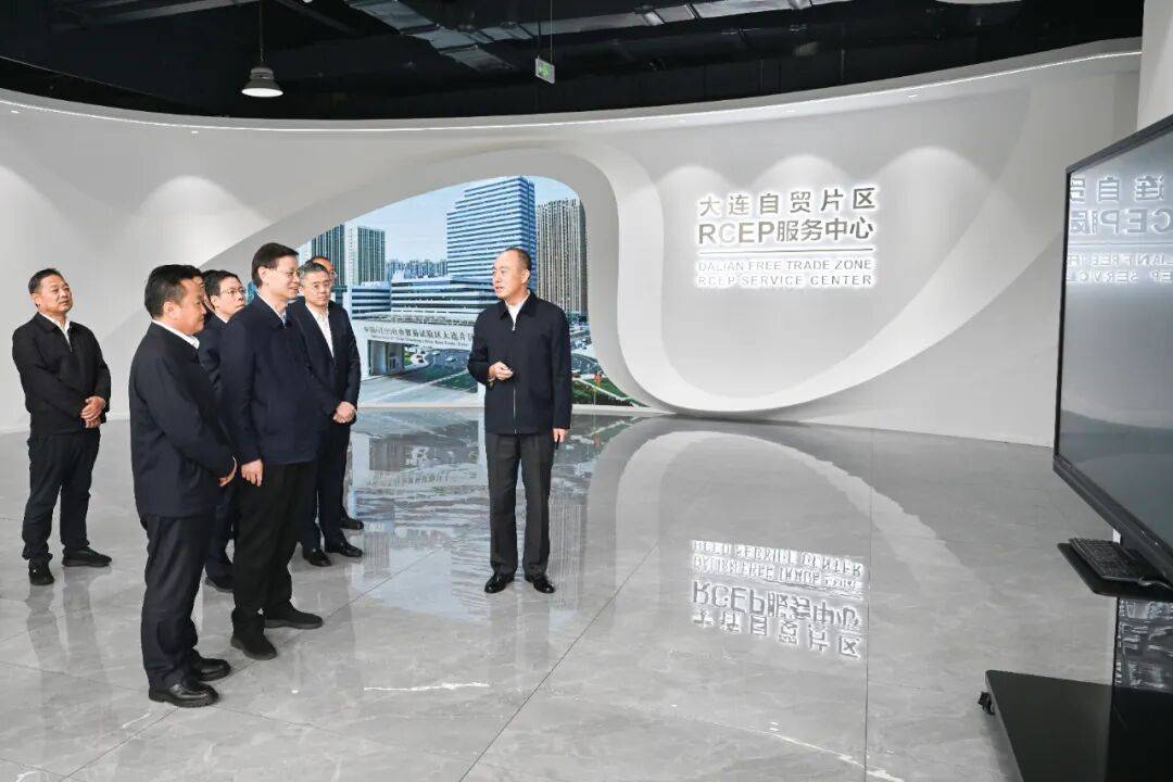 新任辽宁省委书记许昆林<strong></p>
<p>中国投资</strong>,到大连调研