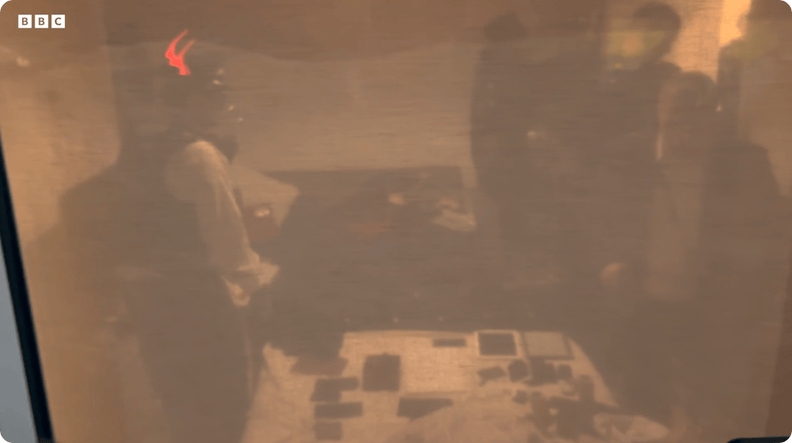 凯特患癌竟因辉瑞疫苗?伦敦4万被盗手机直飞香港<strong></p>
<p>中国投资</strong>,比贩毒暴利产业链曝光…