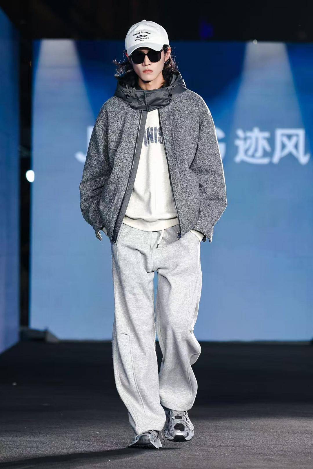 非遗惊艳、萌娃抢镜、大码模特出圈<strong></p>
<p>世界电影之旅</strong>!南京国际时尚周看点太密