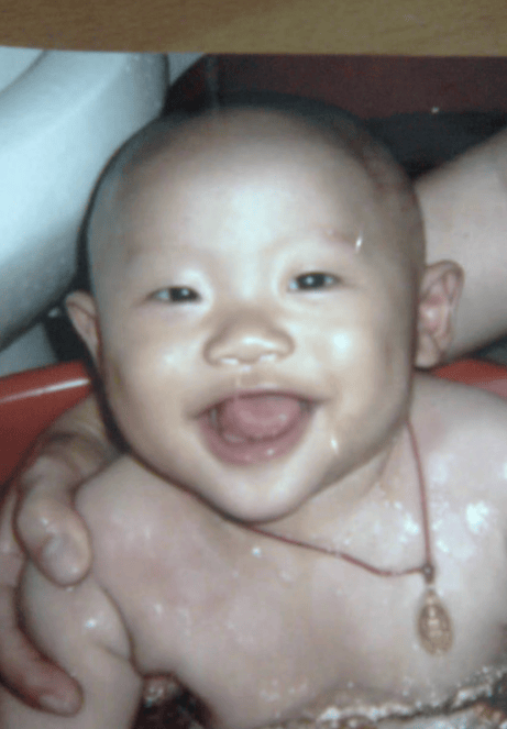 失踪18年的叶锐聪找到了！母亲太激动一直发烧<strong></p>
<p>资讯快车</strong>，要跟很多人报喜：19号感谢宴都来！