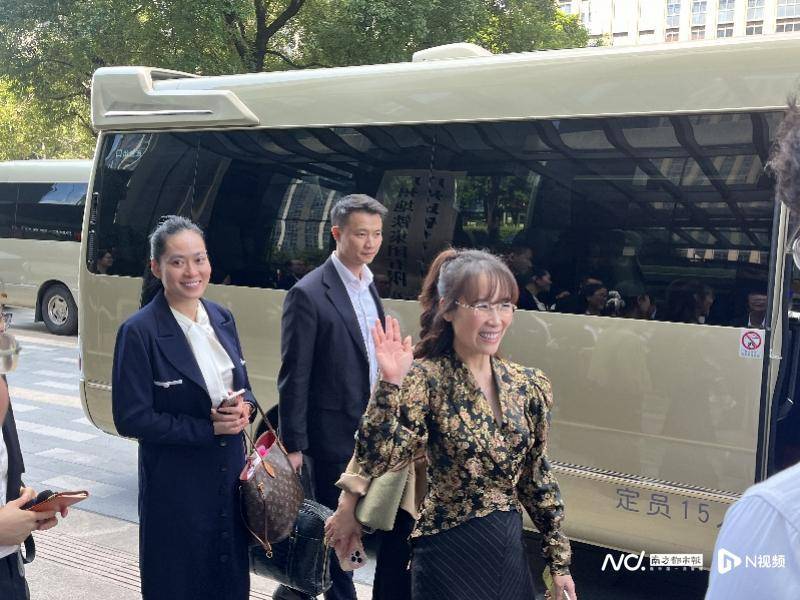 对话越南女企业家阮氏芳草:广州地铁系统先进<strong></p>
<p>新闻资讯</strong>,期待广交会