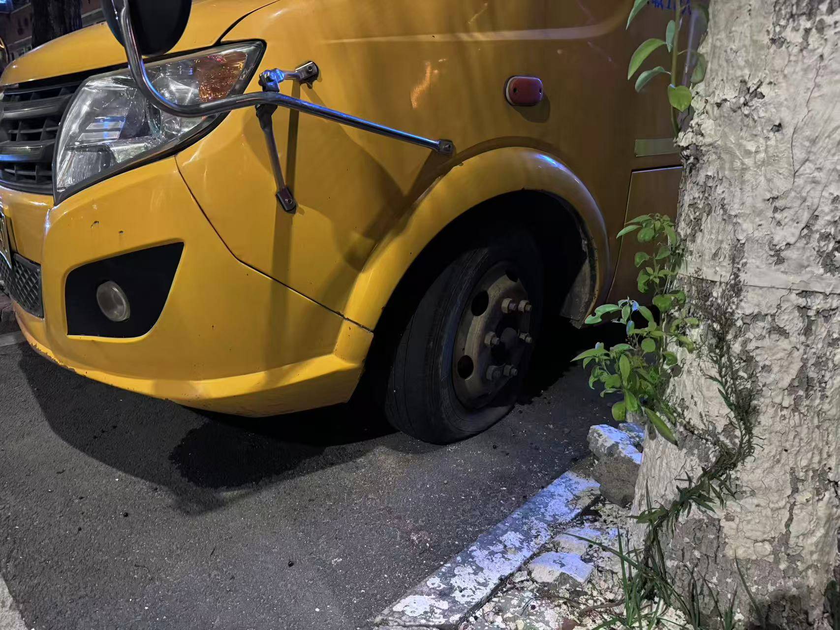 在县城当老师<strong></p>
<p>林俊杰资讯台微博新浪</strong>,没那么吃香了