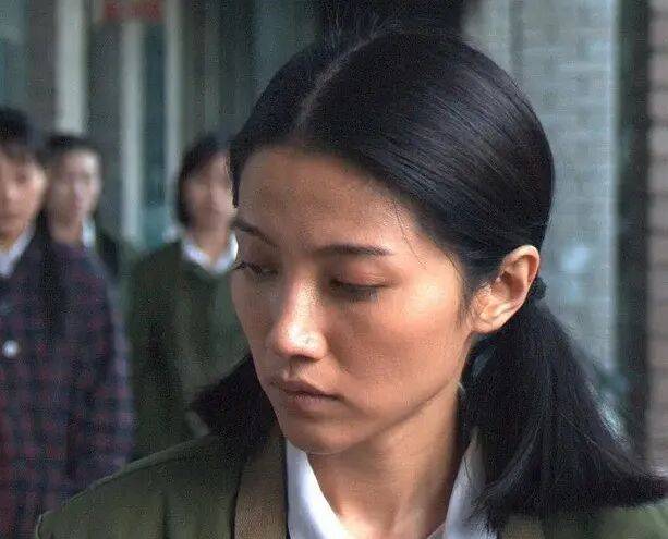 52岁影后颜丙燕公开小20岁男友:他知道我将步入更年期<strong></p>
<p>林俊杰资讯台微博新浪</strong>,已甜蜜相恋5年,两人出门必须手拉手